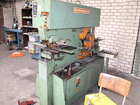 Ponsmachine peddinghaus 60/100h met diverse ponsen. machinenr 4423056885021. - afbeelding 2 van  5