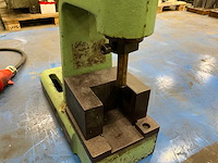 Ponsmachine - afbeelding 4 van  5