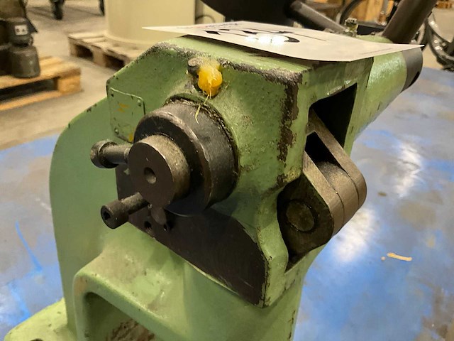 Ponsmachine - afbeelding 5 van  5