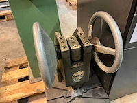 Ponsmachine - afbeelding 14 van  15