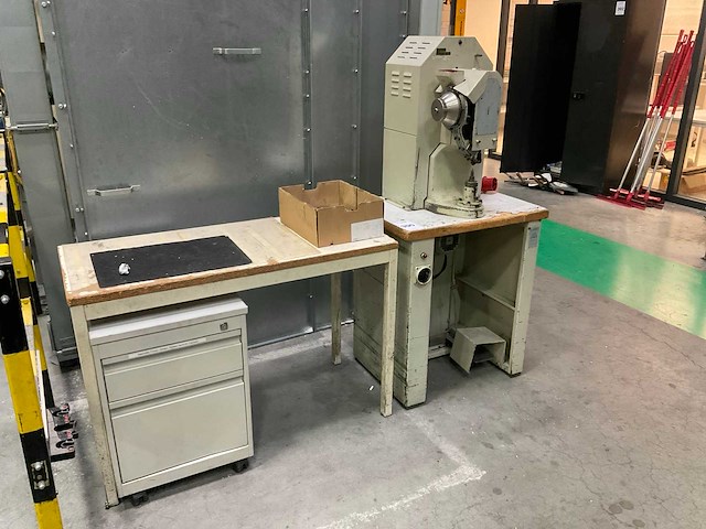 Ponsmachine - afbeelding 4 van  11