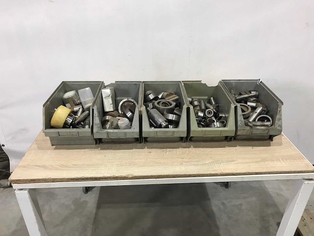 Ponsmateriaal - afbeelding 2 van  4