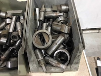 Ponsmateriaal - afbeelding 3 van  7