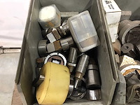 Ponsmateriaal - afbeelding 6 van  7