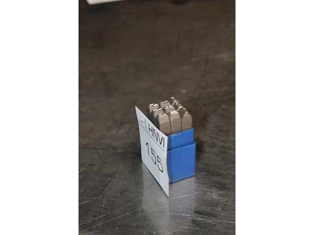 Ponsset. 1 tm 9. zes ontbreekt. 8 mm. - afbeelding 2 van  2
