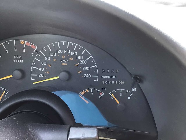 Pontiac - 1993 - firebird - personenauto - afbeelding 2 van  26