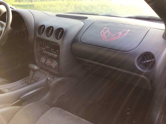 Pontiac - 1993 - firebird - personenauto - afbeelding 10 van  26