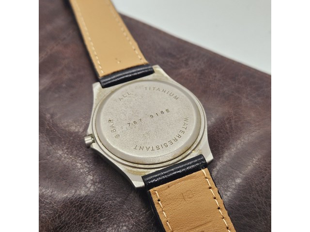 Pontiac solar titanium herenhorloge - afbeelding 5 van  5