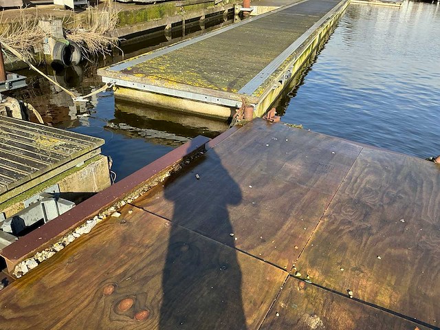 Ponton - afbeelding 2 van  12