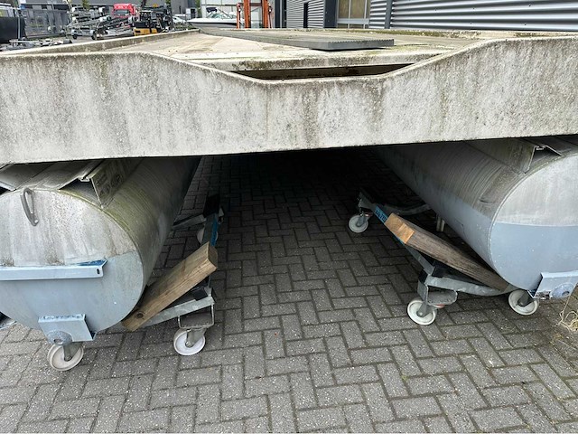 Ponton - afbeelding 5 van  5