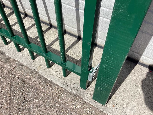 Poort 1 mrt met palen - afbeelding 8 van  10