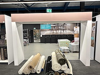 Poort als onderdeel presentatiewand