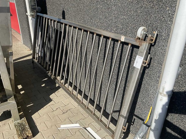 Poort, rvs - afbeelding 1 van  3