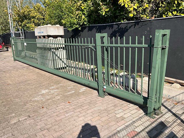 Poort - afbeelding 1 van  5