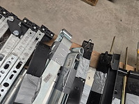 Poortscharnieren plus diverse metalen, partij - afbeelding 2 van  10