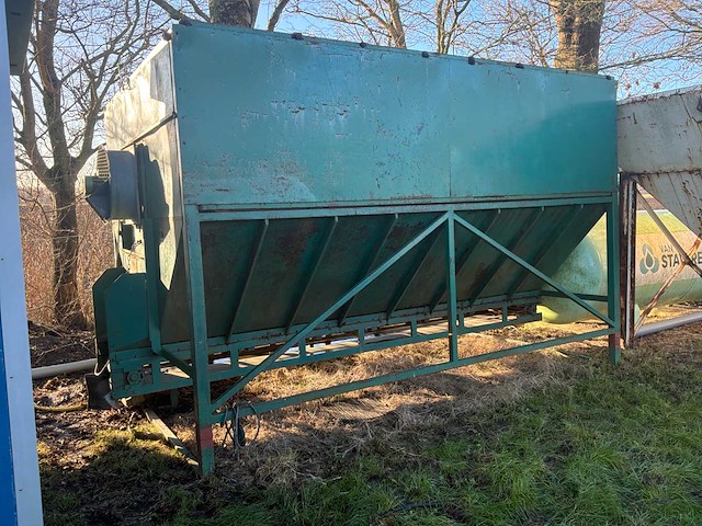 Pootgoedbunker - afbeelding 1 van  9