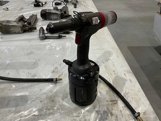 Pop avdel proset xt3 blindklinknagelmachine - afbeelding 2 van  3