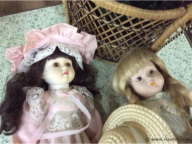 Poppen porcelein 3stuks - afbeelding 4 van  4