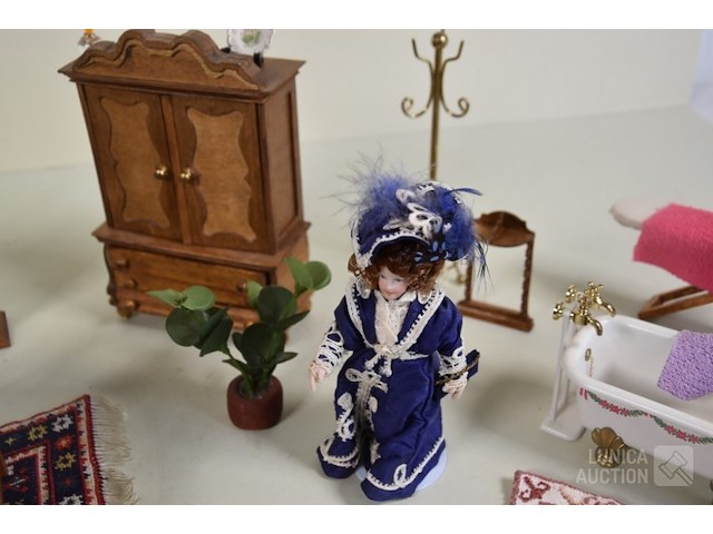 Poppenhuis inrichting - afbeelding 4 van  9