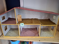 Poppenhuis met vloerbedekking - afbeelding 3 van  3
