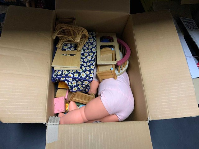 Poppenhuis & toebehoren - afbeelding 8 van  9