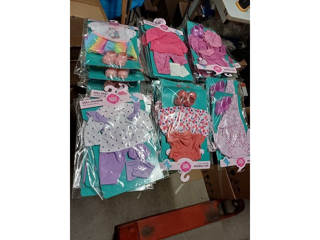 Poppenkleding mix doos a 24 stuks - afbeelding 3 van  3