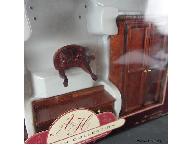 Poppenmeubels bedroom collection - afbeelding 3 van  4