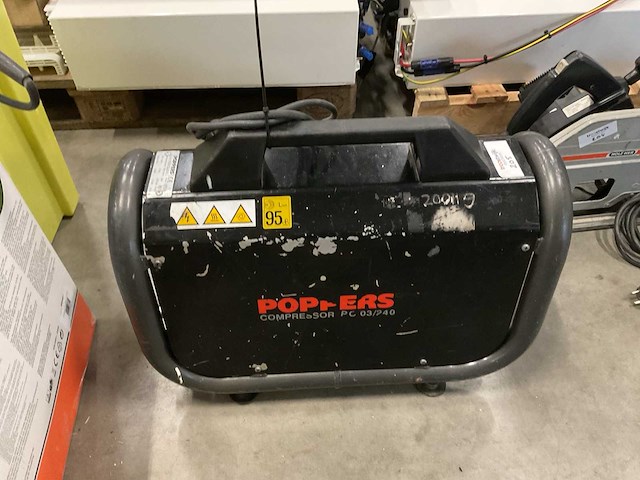 Poppers pc 03/240 luchtcompressor - afbeelding 1 van  3