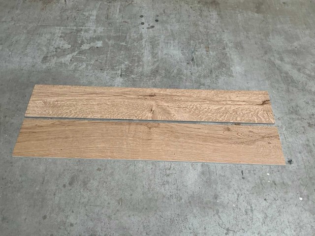 Porcelanosa - 19 x 120 cm vloertegel 6,84 m2 - afbeelding 1 van  5