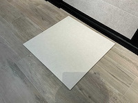 Porcelanosa - beige - vloertegel 90x90 cm - afbeelding 3 van  5