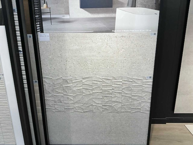 Porcelanosa - tegeldisplay - afbeelding 11 van  33