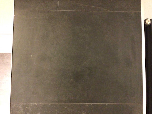 Porcelanosa magma black mat wandtegel 33,3x100 cm 31,67 m² - afbeelding 2 van  2