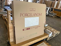 Porcelanosa vloertegel 120x120 cm ca. 14 m² met wand plint (10x) - afbeelding 1 van  5