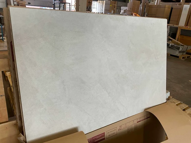 Porcelanosa vloertegel 120x120 cm ca. 14 m² met wand plint (10x) - afbeelding 5 van  5