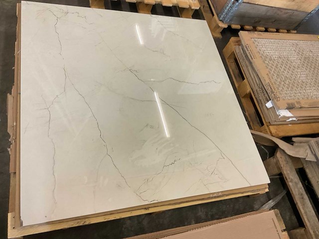 Porcelanosa vloertegel 120x120 cm ca. 4,3 m² - afbeelding 1 van  3