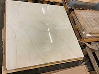Porcelanosa vloertegel 120x120 cm ca. 4,3 m² - afbeelding 1 van  3
