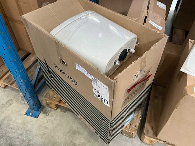 Porcher e905701 staand toilet met reservoir – wit - afbeelding 2 van  3