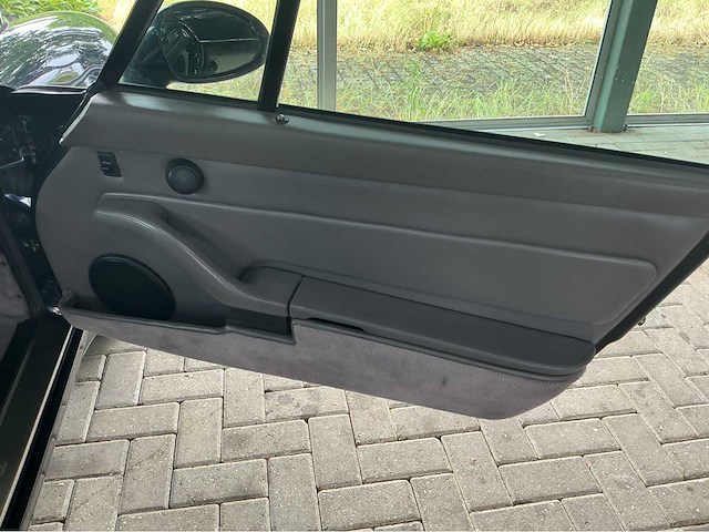 Porsche - 1995 - 993 - carrera coupe - - afbeelding 19 van  27