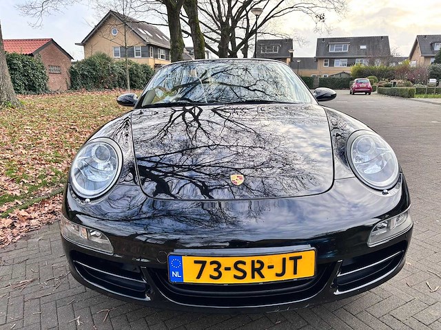 Porsche - 2005 - 911 cabrio - 3.6 carrera 4 - 73-sr-jt - afbeelding 31 van  36