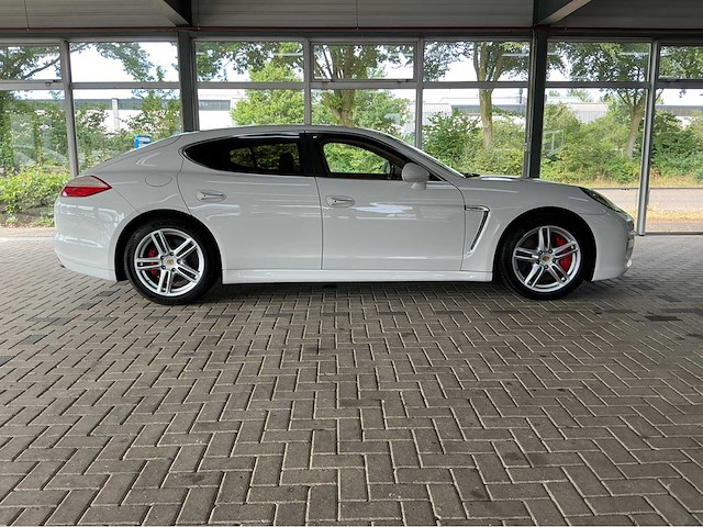 Porsche - 2009 - panamera - turbo 4.8 v8 500pk 2009 btw auto - personenauto - afbeelding 2 van  46