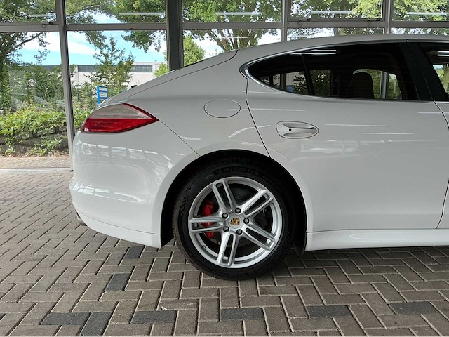 Porsche - 2009 - panamera - turbo 4.8 v8 500pk 2009 btw auto - personenauto - afbeelding 4 van  46