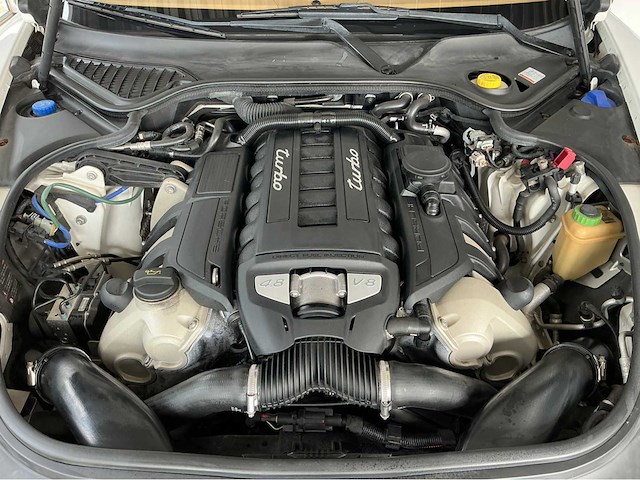 Porsche - 2009 - panamera - turbo 4.8 v8 500pk 2009 btw auto - personenauto - afbeelding 10 van  46