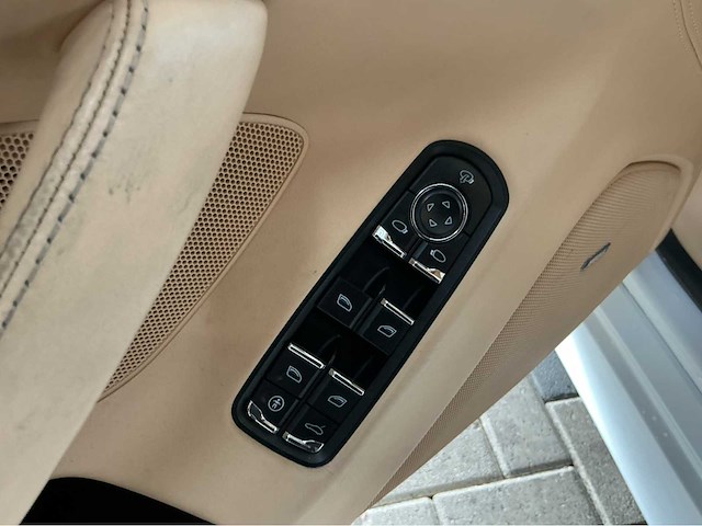 Porsche - 2009 - panamera - turbo 4.8 v8 500pk 2009 btw auto - personenauto - afbeelding 27 van  46