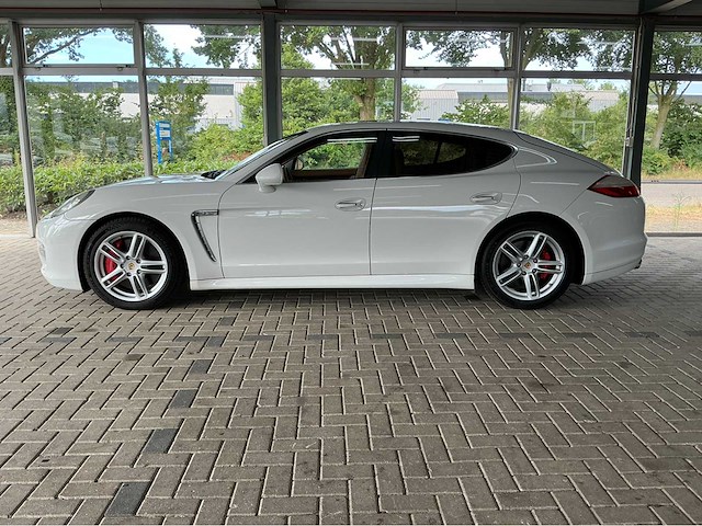 Porsche - 2009 - panamera - turbo 4.8 v8 500pk 2009 btw auto - personenauto - afbeelding 34 van  46