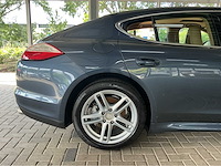 Porsche - 2010 - panamera - 4s - personenauto - afbeelding 16 van  16
