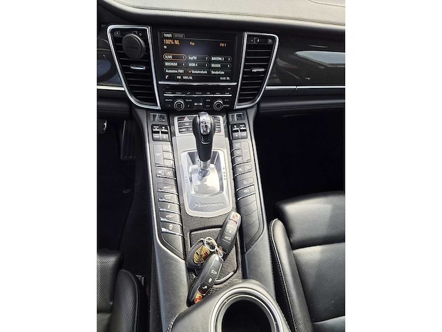Porsche - 2015 - panamera turbo - 4.8 - duits - afbeelding 8 van  31