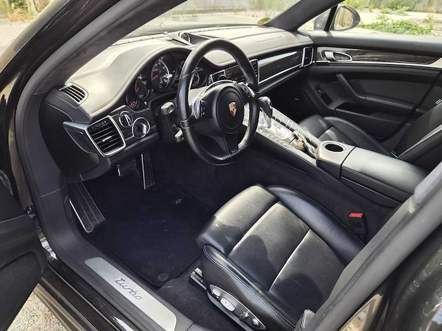 Porsche - 2015 - panamera turbo - 4.8 - duits - afbeelding 19 van  31