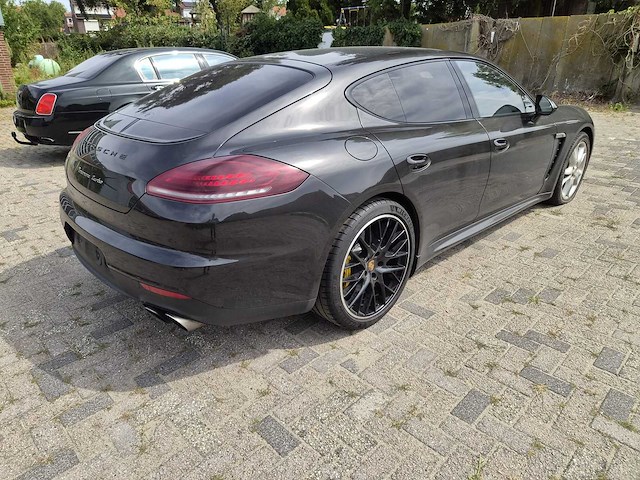 Porsche - 2015 - panamera turbo - 4.8 - duits - afbeelding 26 van  31
