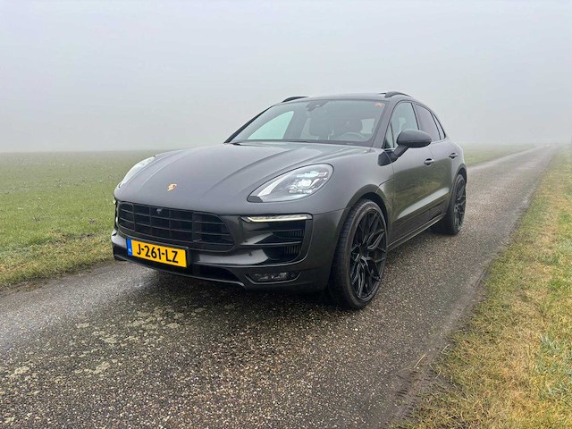 Porsche - 2016 - macan - 3.0 gts - j-261-lz - afbeelding 1 van  32