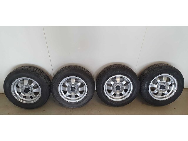 Porsche - 4 wielen set - velgen - afbeelding 3 van  6